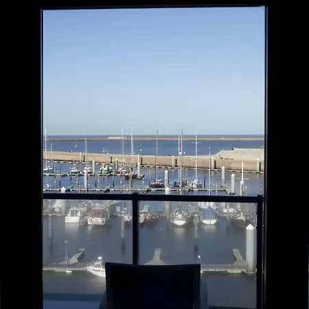 Leonardo Seaport 4*