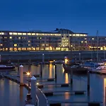 Leonardo Seaport Отель Эймейден