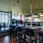 Leonardo Seaport 4*