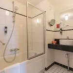 Leonardo Seaport Отель 4*