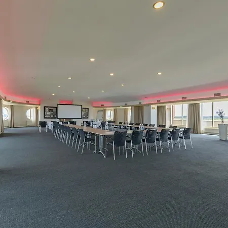 Leonardo Seaport 4*