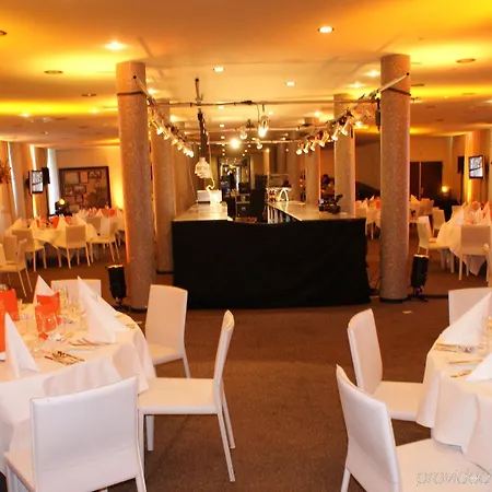 Hotel Leonardo Seaport 4*